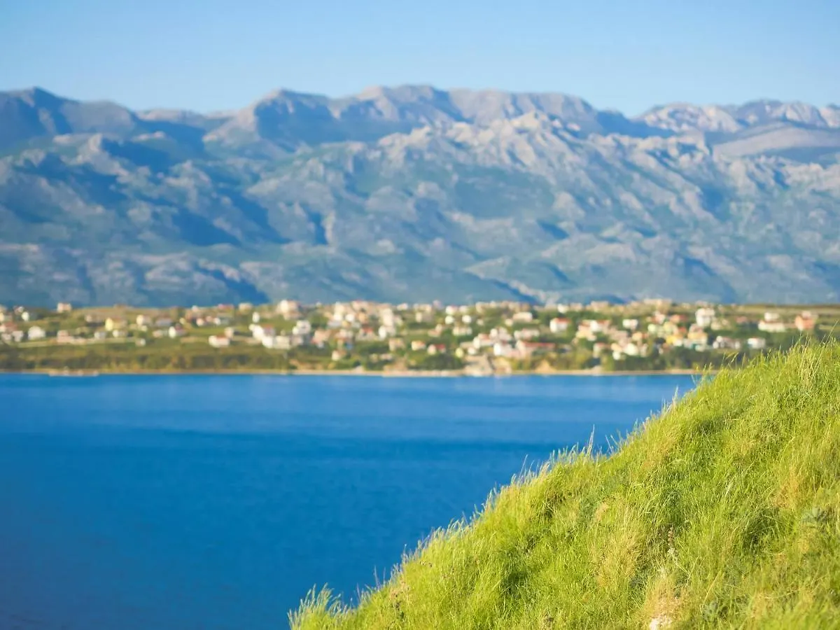Apartments Tri Mora Razanac Croatia