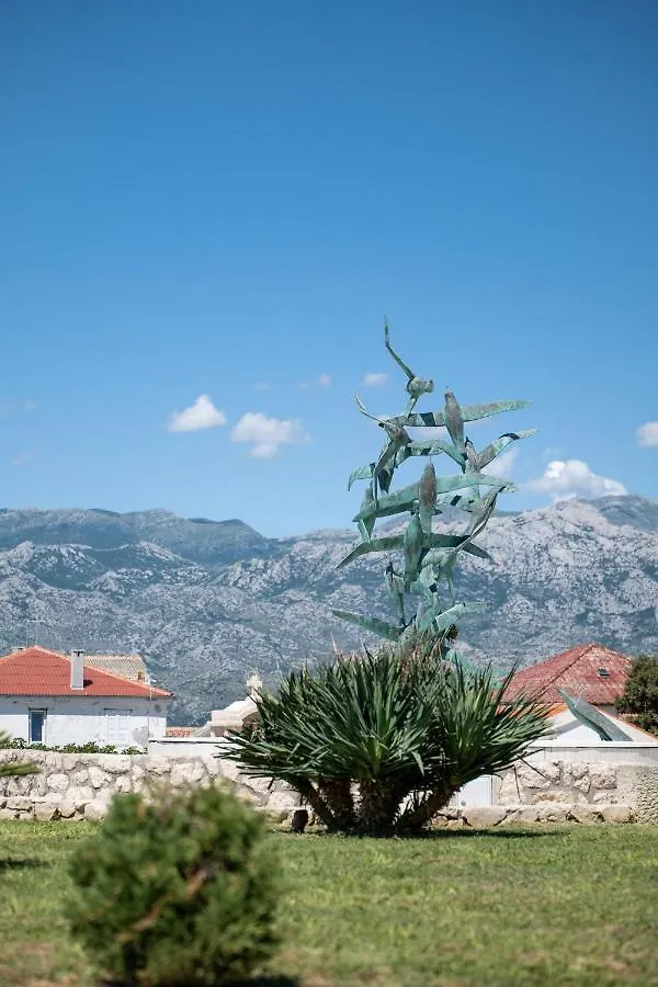 Apartments Tri Mora Razanac Croatia